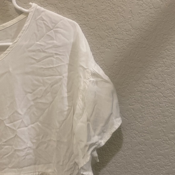 ▶️American Threads◀️ white ruffle layered short sleeve in small. - Picture 5 of 8